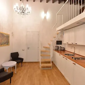 Izzhome Center Cozy Apartamento Cagliari
